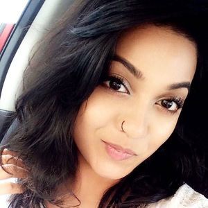 Meet your Posher, Samira